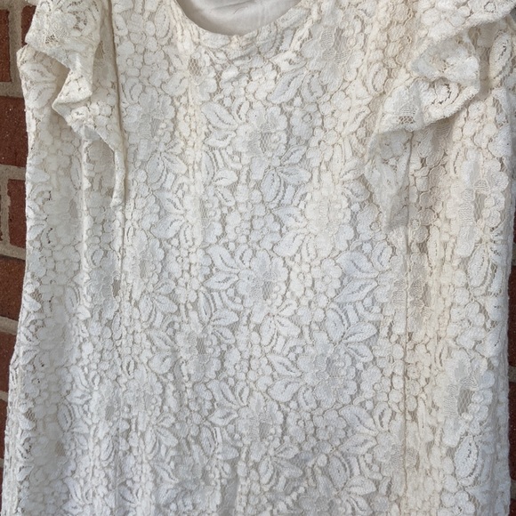 AE Lace Shift Dress - Picture 9 of 14